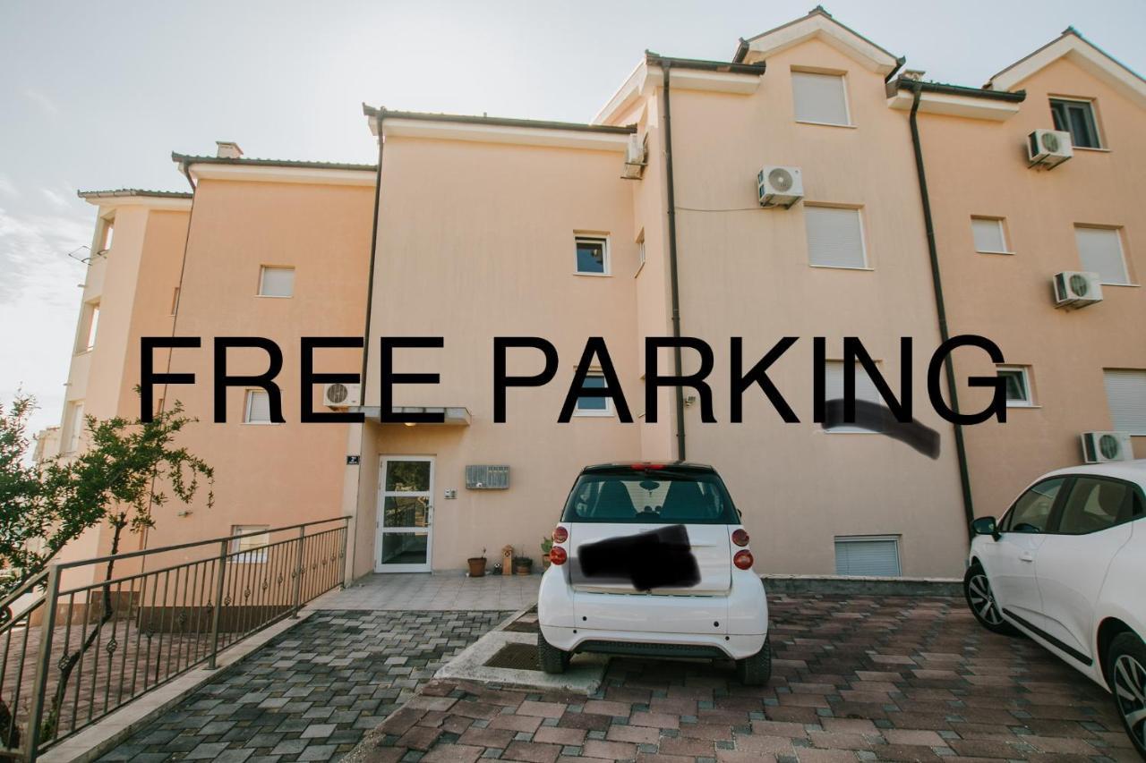Apartman Sunny Apartment Trogir Exterior photo